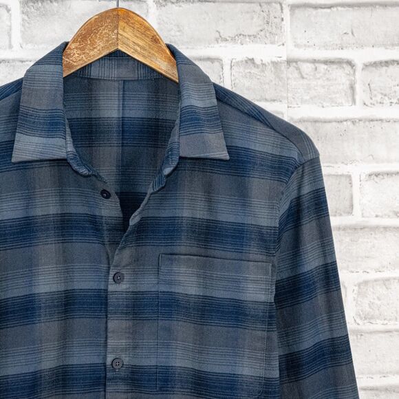 Lululemon Mason's Peak Flannel Shirt in Shade Plaid True Navy Mineral Blue - Picture 7 of 8